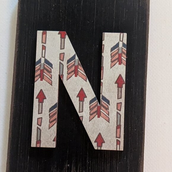 NWT Rustic Letter 'N' Wood Sign Farmhouse Arrows Michael's Fall Home Wall Decor - Picture 2 of 7